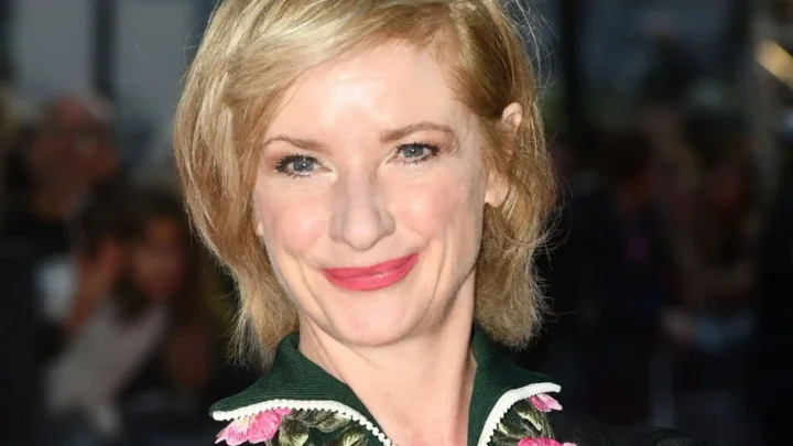 Jane Horrocks Biography: Movies, Religion, Awards, Husband, Age, Net Worth, Children, Height, Religion