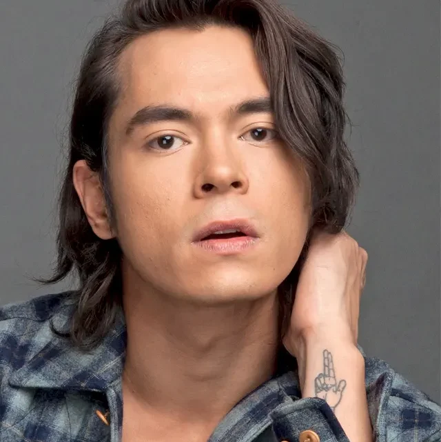 Jake Cuenca Biography: Net Worth, Movies, Age, Parents, Height, Religion, Parents, Girlfriend