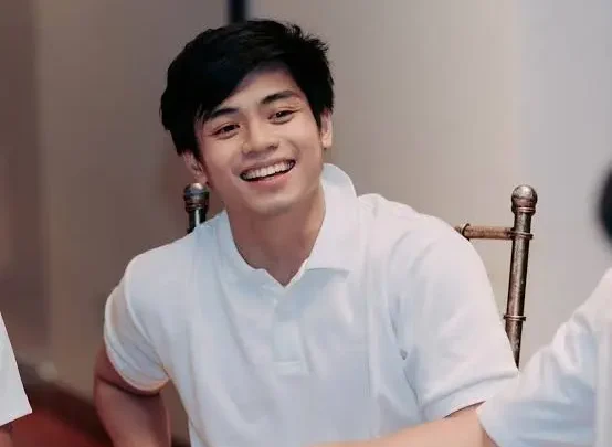 Van Allen Ong Biography: Age, Movies, Girlfriend, Awards, Parents, Religion, Height, Brother