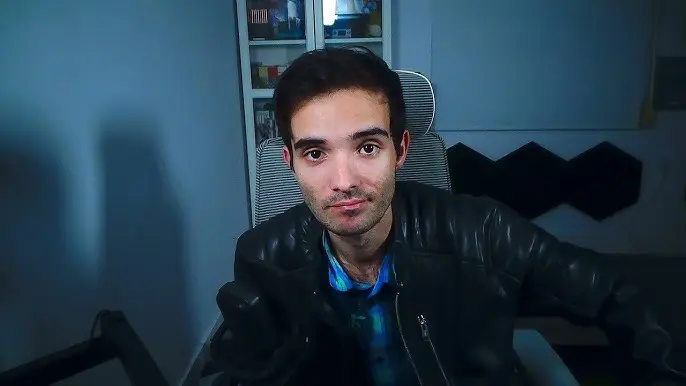 Luis Miguel Gil Biography: Girlfriend, Age, Net Worth, Height, YouTube, Controversy, TikTok