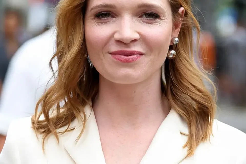 Karoline Herfurth Biography: Movies & TV Shows, Awards, Siblings, Net Worth, Age, Height, Spouse