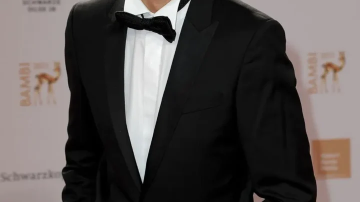 Florian David Fitz Biography: Instagram, Net Worth, Height, Age, Movies & TV Shows, Spouse