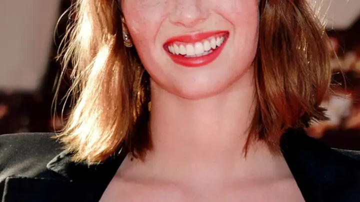 Maya Hawke (Christian Lee Hutson’s Girlfriend) Biography: Movies, Siblings, Songs, Parents, Awards, Net Worth, Age, Real Name, Height