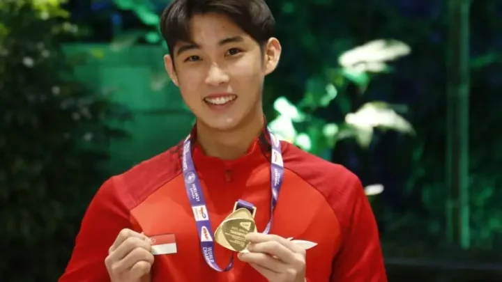 Loh Kean Yew Biography: Wife, Victories, Parents, Religion, Children, Facebook, Age, Net Worth, Siblings