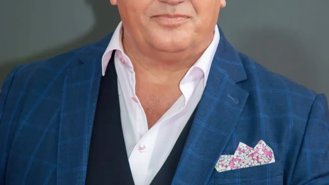 Hape Kerkeling Biography: Height, Spouse, Age, TV Shows & Movies, Net Worth, Children