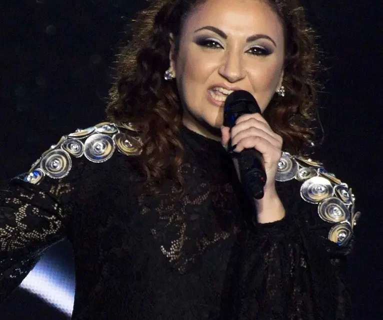 Eleanor Cassar Biography: Spouse, Net Worth, Songs & Albums, Awards, Nationality, Age, Height