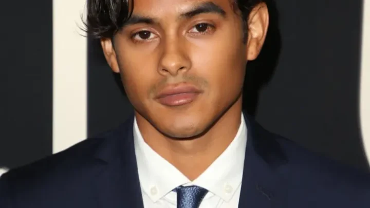 Julian Works Biography: Age, Height, Net Worth, Girlfriend, Movies & TV Shows, Parents