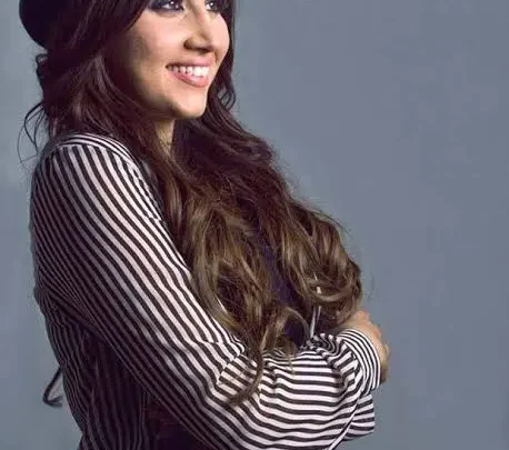 Amber Bondin Biography: Age, Net Worth, Songs, Real Name, Height, Career