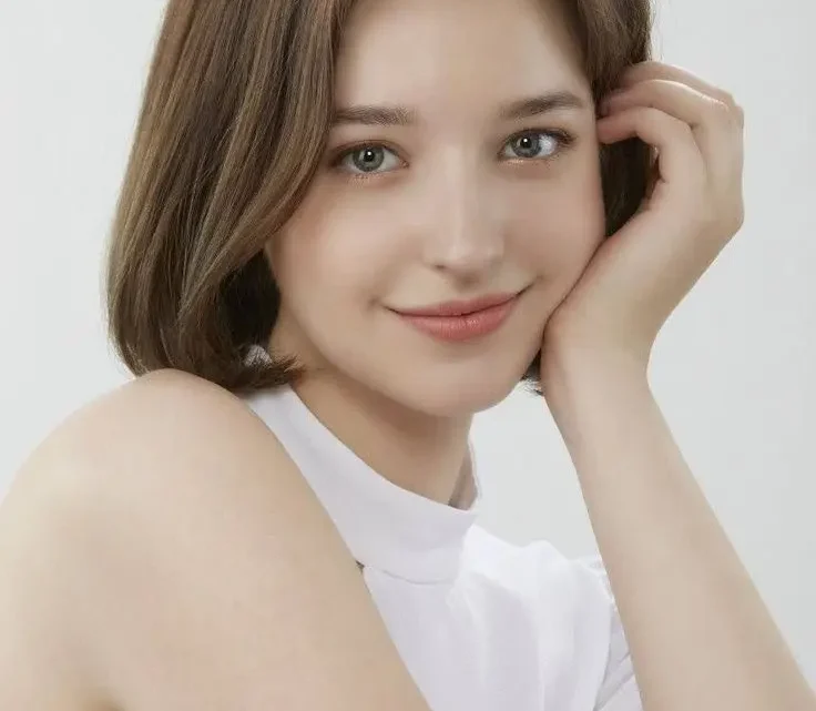 Angelina Danilova Biography: Age, Boyfriend, Net Worth, Height, Career, Songs, TV Shows