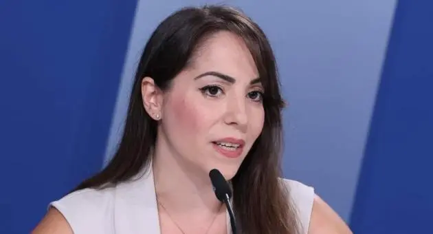 Julie Zahra Biography: Height, Position, Age, Songs, Children, Spouse, Net Worth