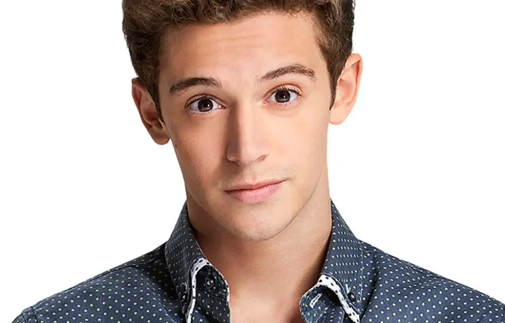Ruggero Pasquarelli Biography: Age, Net Worth, Girlfriend, Height, Movies & TV Shows, Songs