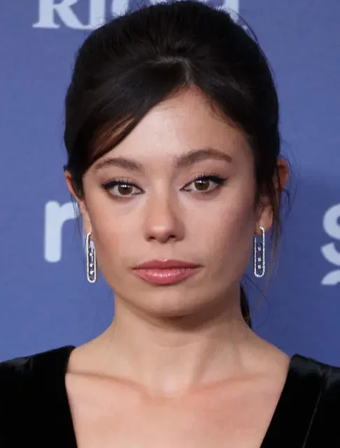 Anna Castillo Biography: Age, Sister, Height, Ethnicity, Parents, Religion, Movies, Boyfriend, Net Worth