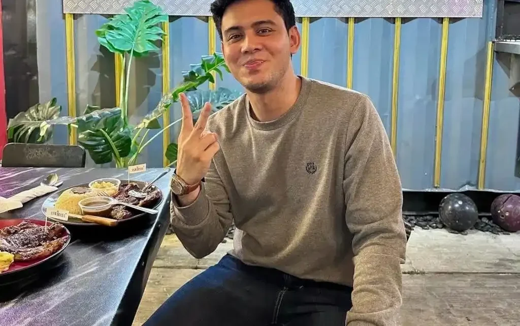 Hafidz Roshdi Biography: Movies, Religion, Siblings, Movies, Marriage, Children, Facebook, Parents, Height