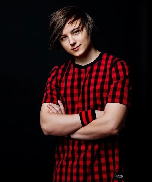 EeOneGuy Biography: Girlfriend, Age, Net Worth, Height, Sisters, Songs, Real Name