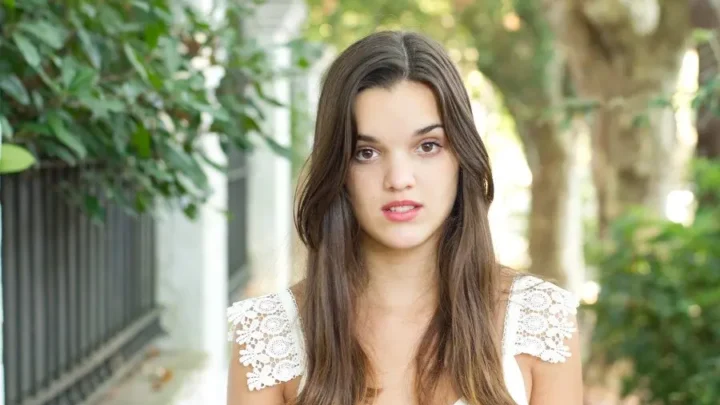 Malena Ratner Biography: Age, Boyfriend, Net Worth, Height, Sister, Movies & TV Shows