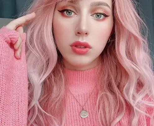 Kate Clapp Biography: Age, Height, Net Worth, Parents, Boyfriend, YouTube