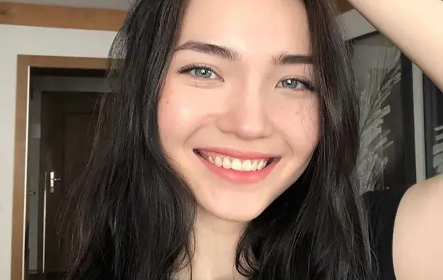 Aya Shalkar Biography: Boyfriend, Age, Net Worth, Height, Career, Ethnicity, Parents