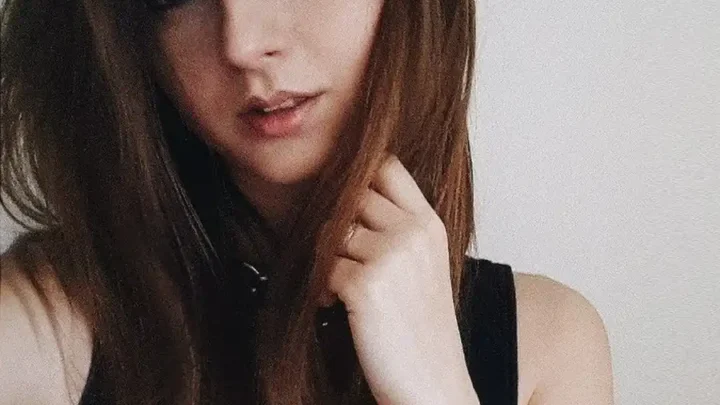 Alana Venum Biography: Age, Net Worth, Height, Husband, YouTube, Nationality