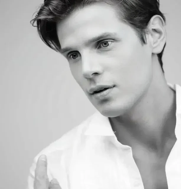 Alessandro Egger Biography: Ethnicity, Height, Awards, Tv Shows, Siblings, Net Worth, Instagram, Age, Movies, Girlfriend