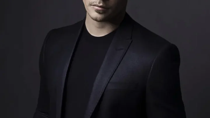 Josh Henderson Biography: Wife, Age, Net Worth, Height, Movies & TV Shows, Parents