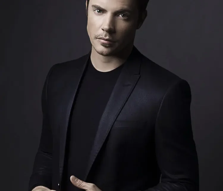 Josh Henderson Biography: Wife, Age, Net Worth, Height, Movies & TV Shows, Parents
