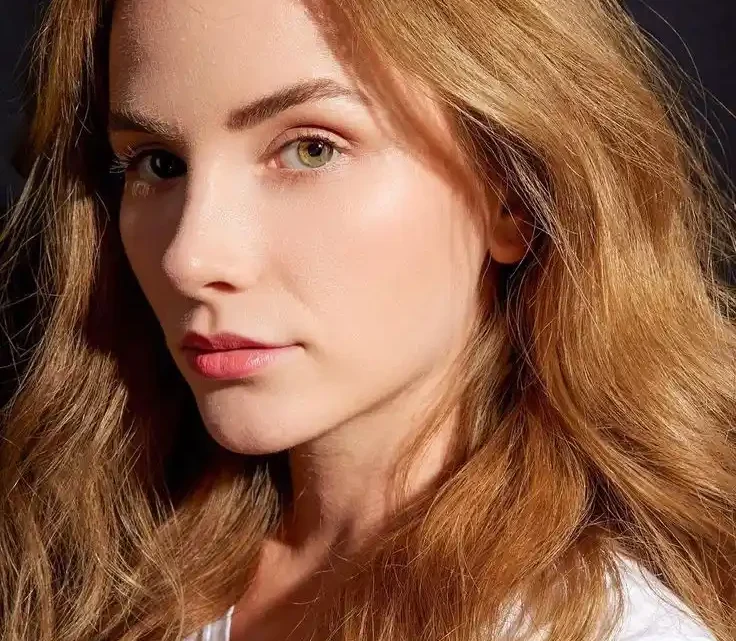 Cansu Tuman Biography: Net Worth, Movies, Sister, Awards, Height, Parents, Boyfriend,YouTube, Religion