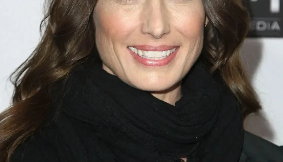 Shawnee Smith Biography: Songs, Husband, Net Worth, Age, Career, Wikipedia, Son, Height