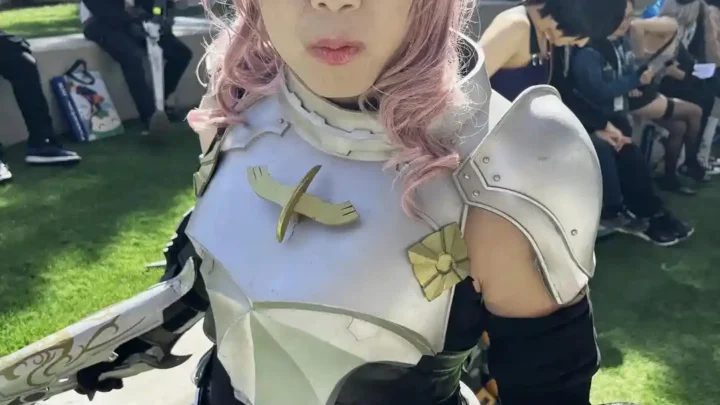 Lightning Cosplay Biography:  Net Worth, Real Name, Age, Costumes, Parents, Religion, Height, Partnerships, Instagram
