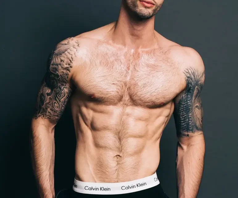 Arne Vanden Wijngaert Biography: Net Worth, Height, Religion, Awards, Age, Duet Videos, Girlfriend, Ethnicity