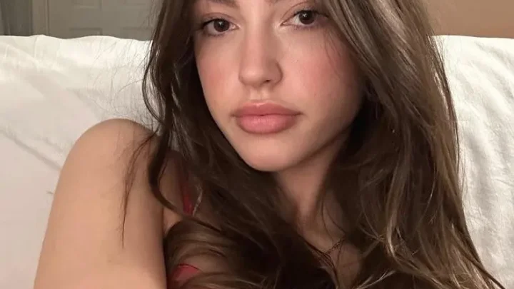 Sydney Serena Biography: Age, Boyfriend, Net Worth, Height, Parents, Siblings, Career