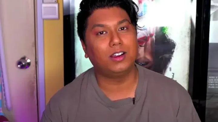 Dee Kosh Biography: Age, Net Worth, Height, Career, YouTube, Controversy, Girlfriend