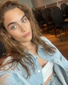 Çağla Şimşek
