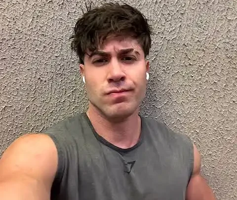 Alejo Igoa Biography: Girlfriend, Height, Parents, Vlogs, Net Worth, Age, Pranks, TikTok, Siblings, Religion