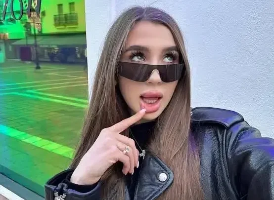 Diana Zaitseva Biography: YouTube, Religion, Boyfriend, Net Worth, Age, Height, Parents, Instagram