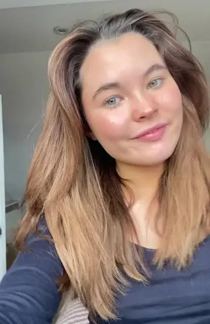 Niamh Mackinnon Biography: Boyfriend, Age, Parents, Book, YouTube, Net Worth, Religion, Island, TikTok