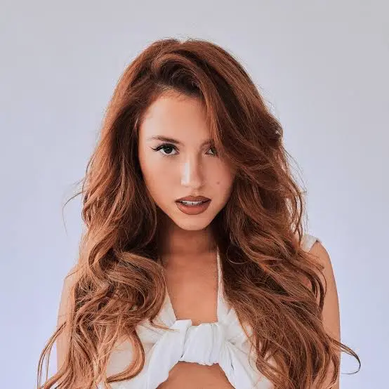 Rêve (singer) Biography: Age, Boyfriend, Net Worth, Career, Songs, Parents, Instagram