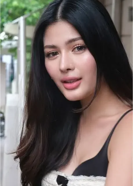 AZ Martinez Biography: Instagram, Age, Boyfriend, Net Worth, Siblings, Height, TV Shows & Movies