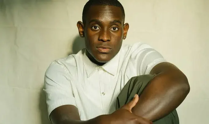 Jon Vinyl Biography: Age, Net Worth, Career, Girlfriend, Parents, Songs, Albums