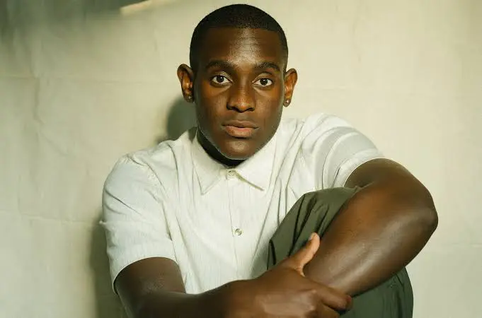 Jon Vinyl Biography: Age, Net Worth, Career, Girlfriend, Parents, Songs, Albums