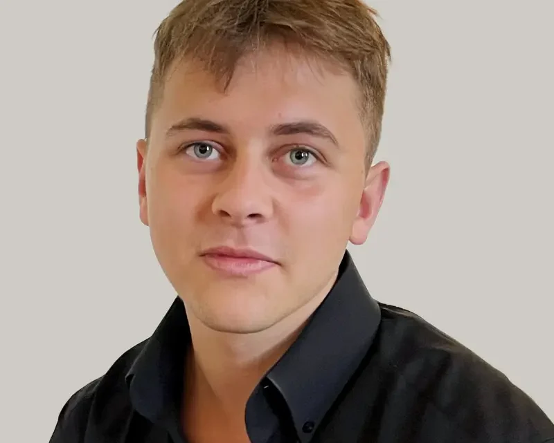 Max Münster Biography: Age, Net Worth, Career, Parents, YouTube, Girlfriend