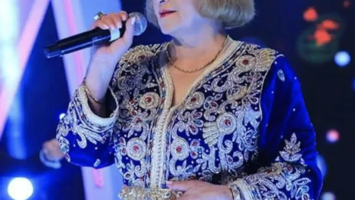 Khadija El Bidaouia Biography: Age, Husband, Songs, Net Worth, Height, Daughter, Death