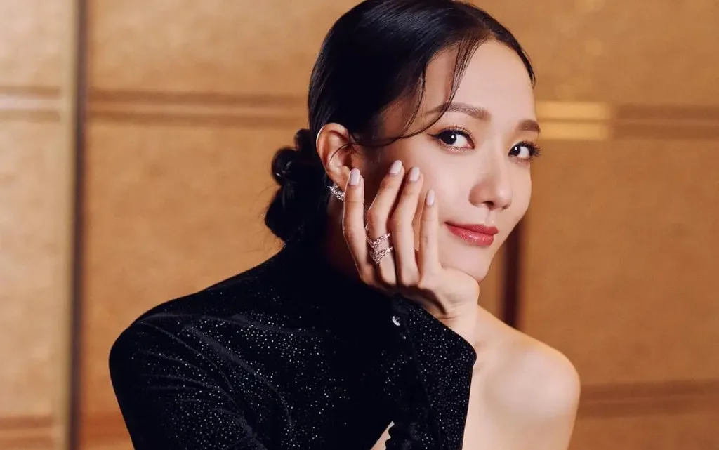 Grace Wong Biography: Age, Husband, Net Worth, Movies & TV Shows, Height, Children