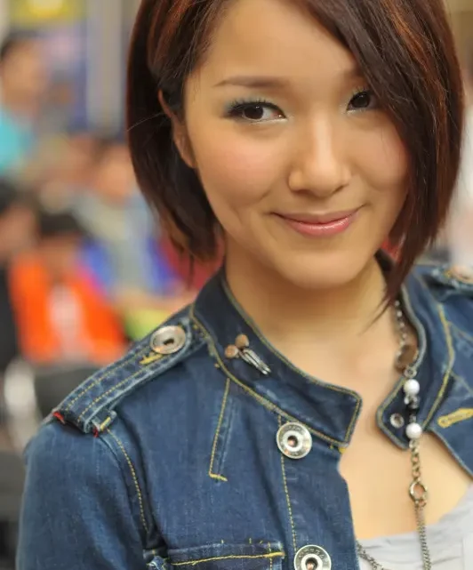 Leanne Li Biography: Husband, Age, Children, Net Worth, Height, Movies & TV Shows