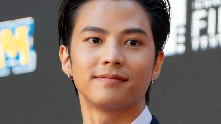 Thiti Mahayotaruk Bio: Age, Real Name, Net Worth, Parents, Sister, Height, Girlfriend