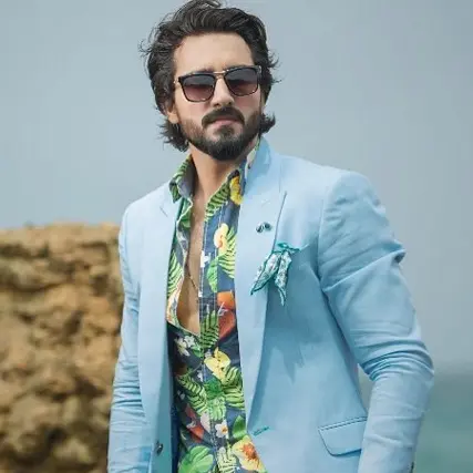 Hammad Farooqui Biography: Instagram, Net Worth, Awards, Movies & TV Shows, Age, Height, Wife