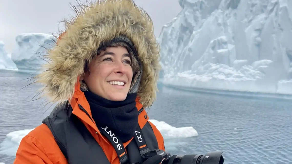 Zaria Forman Biography: Art Works, Height, Parents, Awards, Husband, Age, TikTok, Net Worth