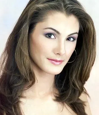 Cristina Rémond Biography: Age, Net Worth, Parents, Education, Career, Husband