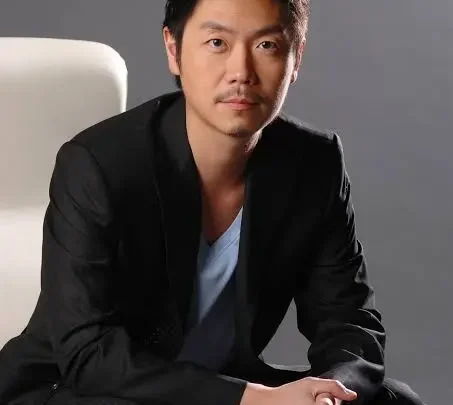 Johnson Lee Biography: Age, Girlfriend, Net Worth, Movies & TV Shows, Height