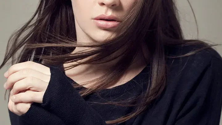 Bakuza Olguín Biography: Ex-Boyfriend, Age, Net Worth, Height, Parents, Career, Artwork