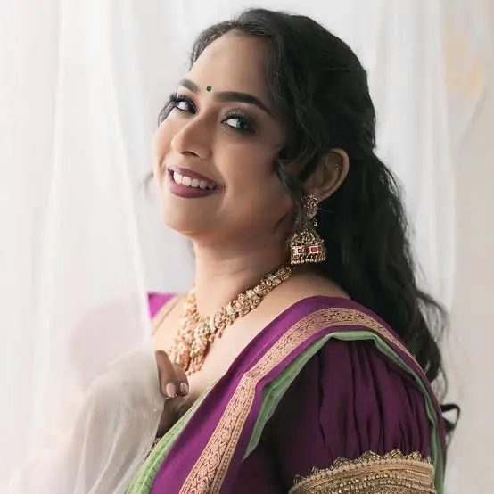 Ananya Bhat Biography: Ethnicity, Awards, Movies, Net Worth, Age, Songs, Husband